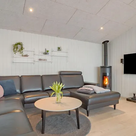 Beautiful In With House Sea View Haderslev