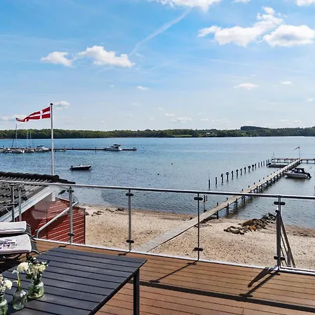 Beautiful In With House Sea View Nyaraló Haderslev
