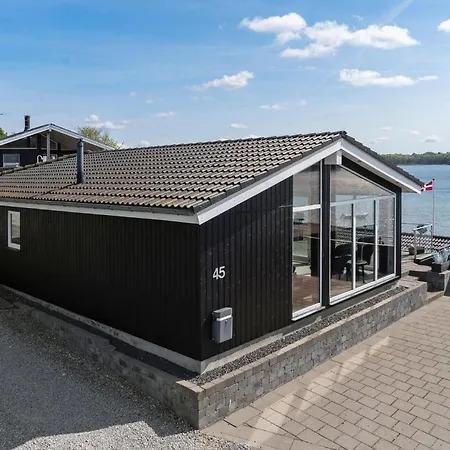 Awesome In هادرسليف