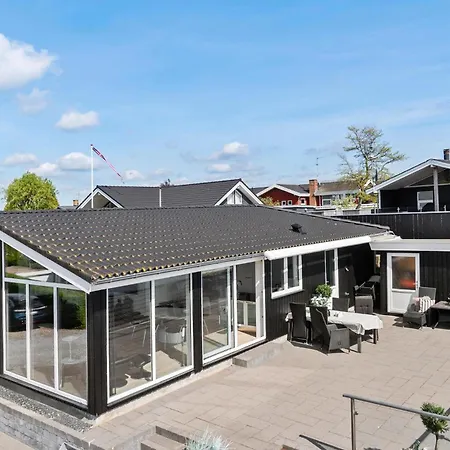 Beautiful In With House Sea View * Haderslev